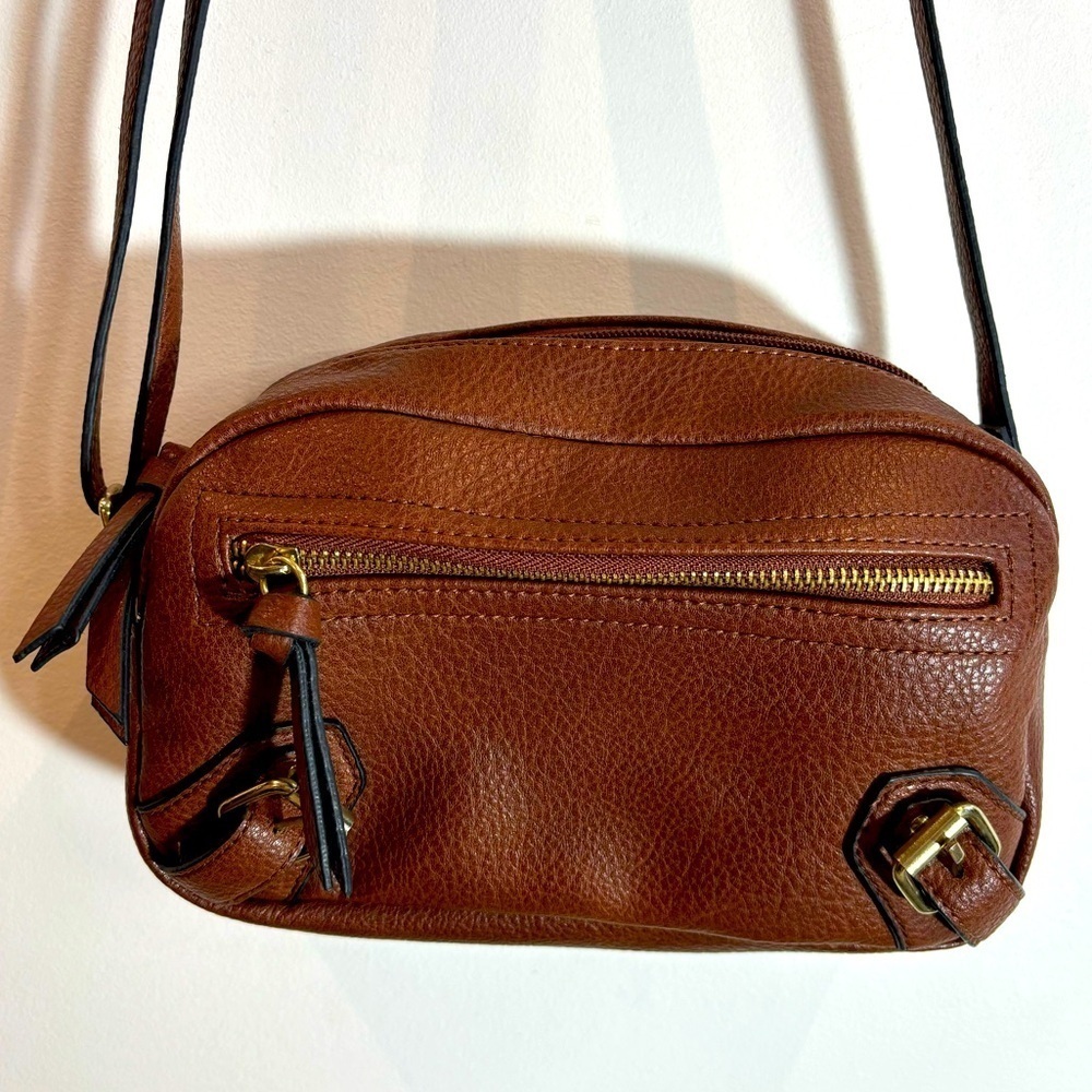 BUENO Small Leather Crossbody Zipper Closure Buckle Decoration Purse Bag